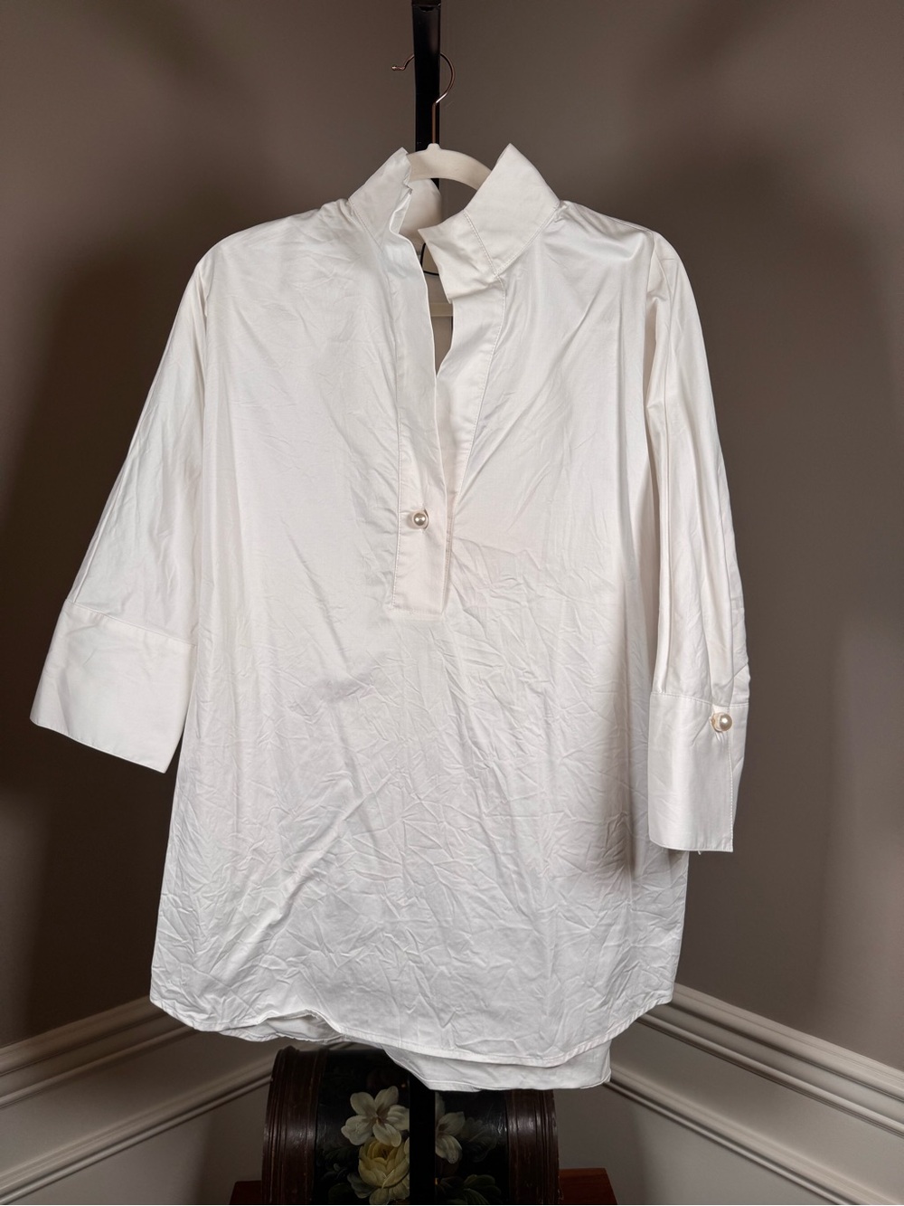 Tuckernuck Blanc Willow Blouse Size M White Cotton Poplin Pearl Button NWT - Picture 2 of 8